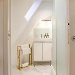 Appartement La Casa — Joli Nid Douillet Place St-sauveur